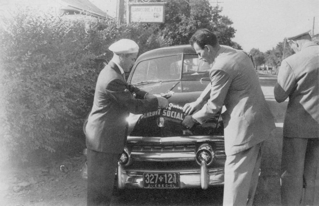 Comment on décore son automobile - Congrès 1955