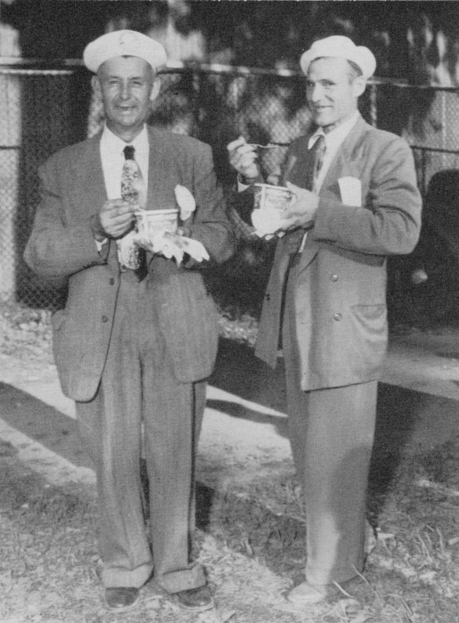 Quelles bonnes fèves au lard ! - Congrès 1955