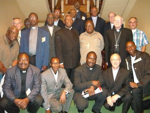 Mgr François Lapierre et le Cardinal Agré