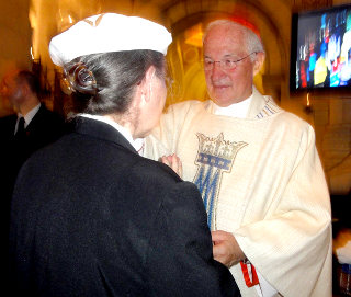 Marcelle Caya et le cardinal Ouellet