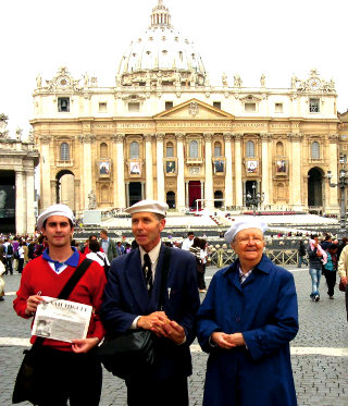 Gustavo Matinez, Christian Burgaud et Mlle Tardif à Rome