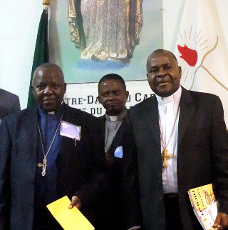 Mgr Valentin MASENGA et Mgr Gérard MULUMBA