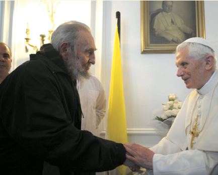 Benoît XVI avec Fidel Castro