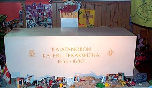 Tombe de Kateri Tekakwitha