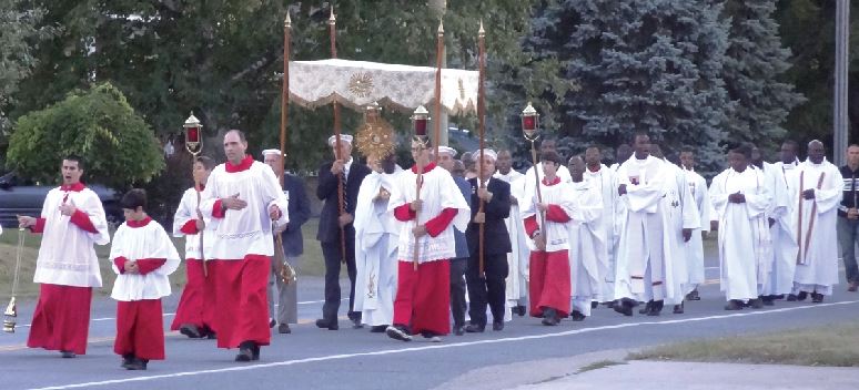 Procession du Saint-Sacrement