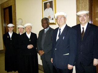 Le cardinal Turkson avec cinq de nos pèlerins