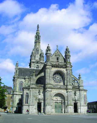 Basilique actuelle de Sainte-Anne D'Auray