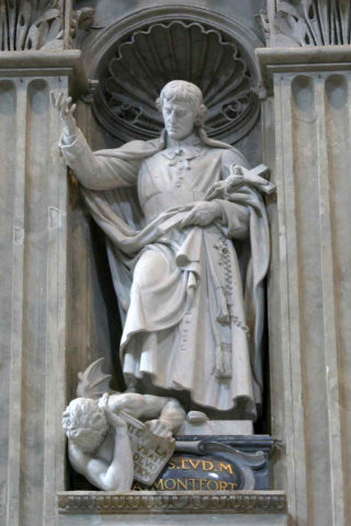 Statue de Saint Louis de Montfort