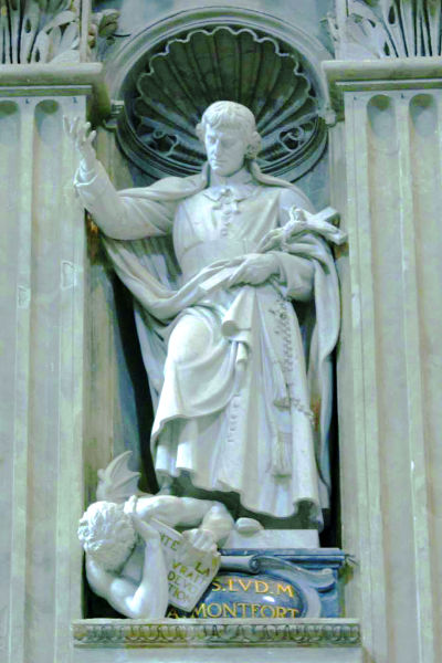Statue de saint Louis-Marie Grignion de Montfort