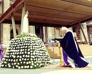 Consécration à Marie par saint Jean-Paul II