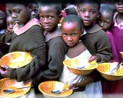 Enfants affamés