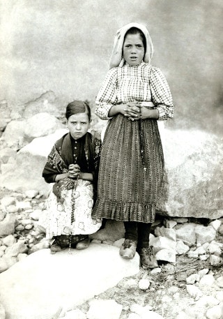 Jacinta Marto et Lucia Dos Santos