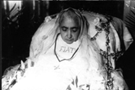 Luisa Piccarreta lors des funérailles